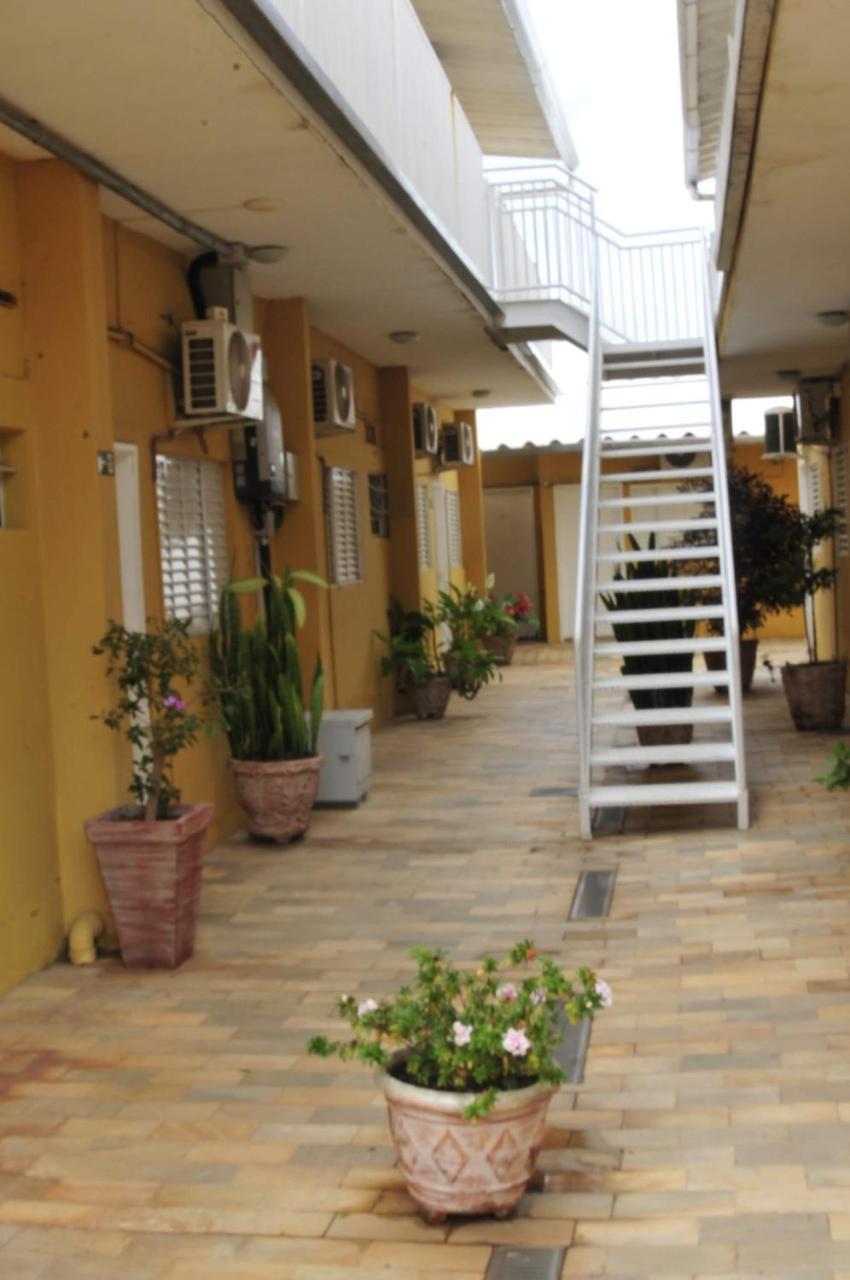Unibarao Hotel -Proximo As Universidades Unicamp-Puc-Hospitais -Bancos-Restaurantes-Praca Capital -Shopping Dom Pedro - Expo Dom Pedro-Ceasa Кампинас Экстерьер фото